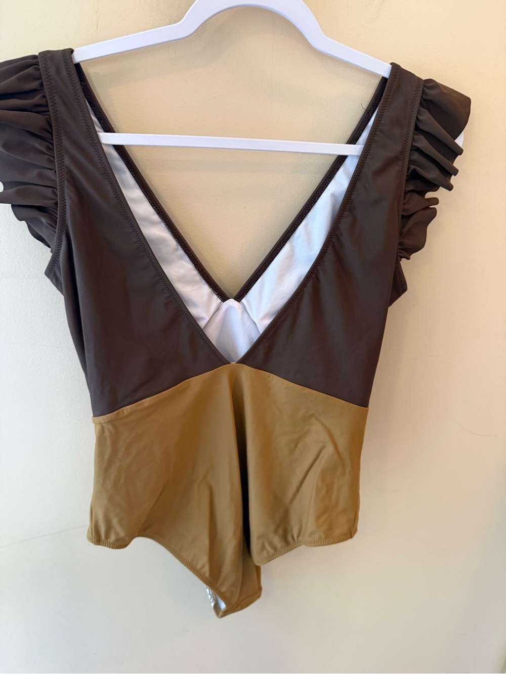 Averie Corina Plunge One Piece Snake Print Olive Brown Ruffle Swimsuit L - Picture 4 of 7